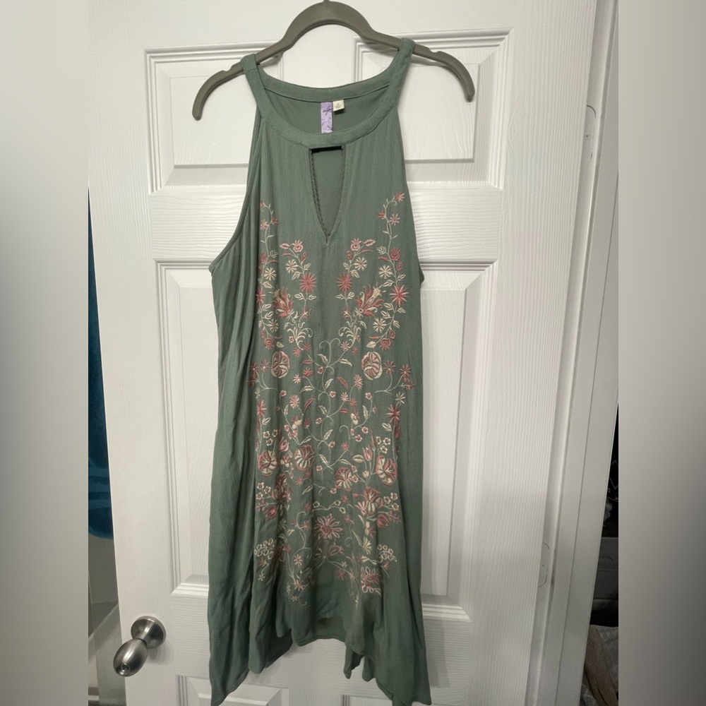 Embroidery dress
